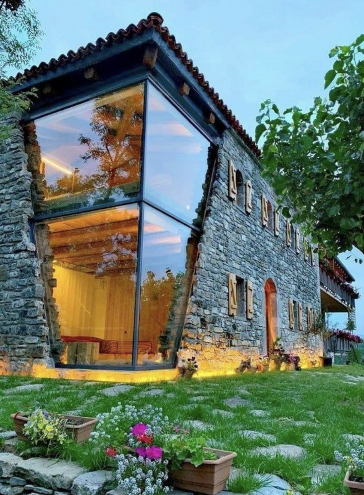 Exterio Dizayn - 82 Palladiumg Group